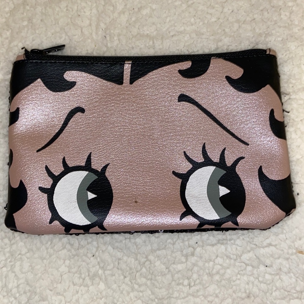 Betty boop makeup bag $5